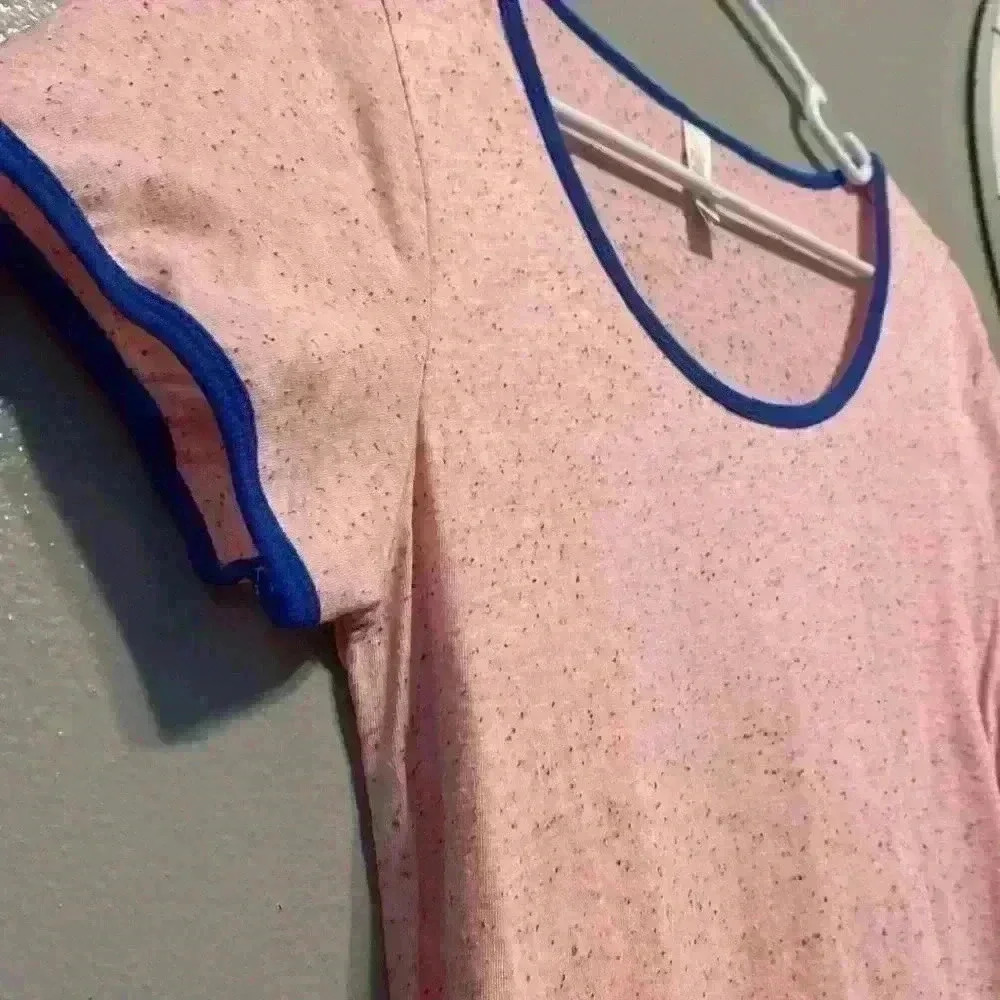💚 3/$15 LuLaRoe Classic T Shirt Size Small New With Tags - Picture 3 of 8